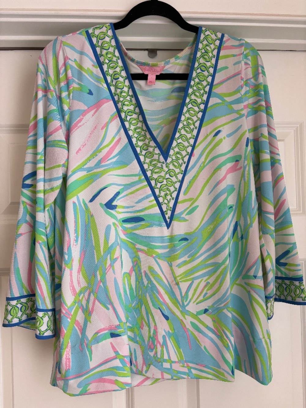 SMASHING LILLY PULITZER TOP